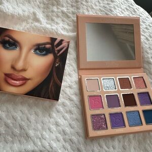 Beauty Creations Eyeshadow Palette - Shimmering Blue, Purple, and Brown